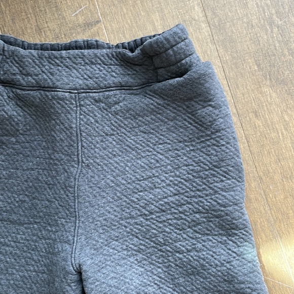 GUC Lunya Small double faced restore joggers in charcoal - Picture 2 of 9